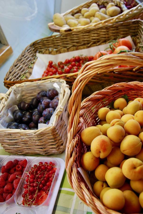 B&B Dalla Fattoria Della Patty Pieve Di Ledro Εξωτερικό φωτογραφία
