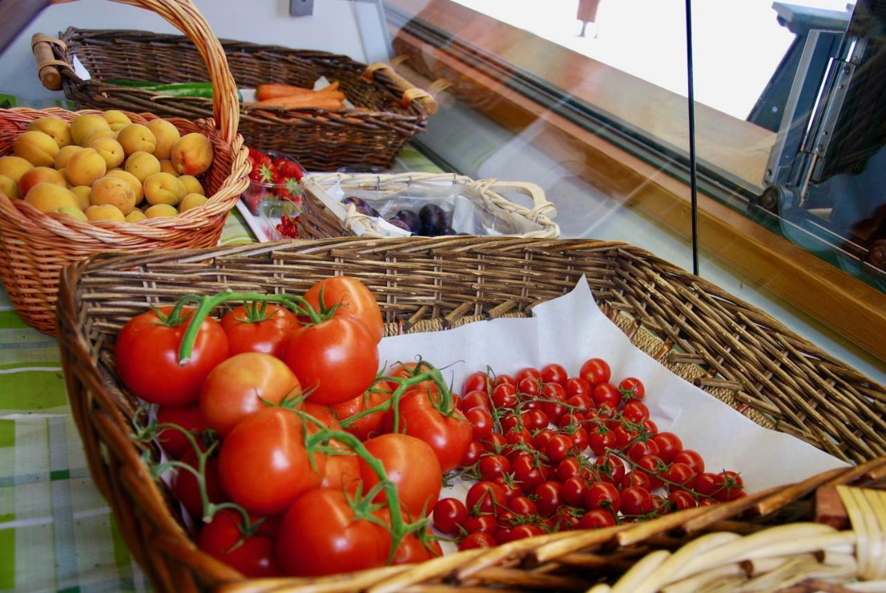 B&B Dalla Fattoria Della Patty Pieve Di Ledro Εξωτερικό φωτογραφία